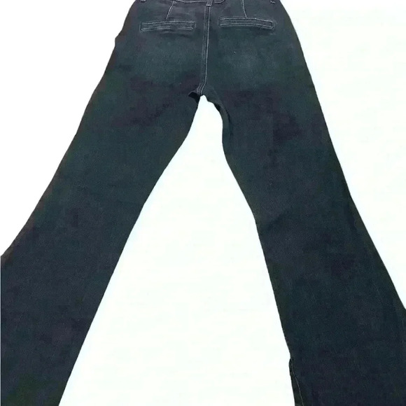 EXPRESS-women Mid Rise Dark Wash '70s Flare Jeans. Stretchy. Size: 6R - Picture 4 of 6